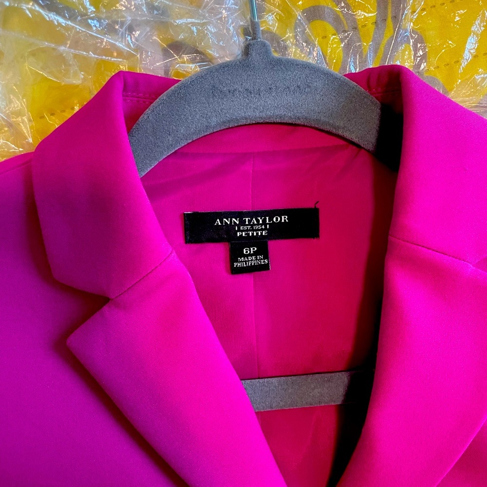 Jacket - Picture 2 of 4